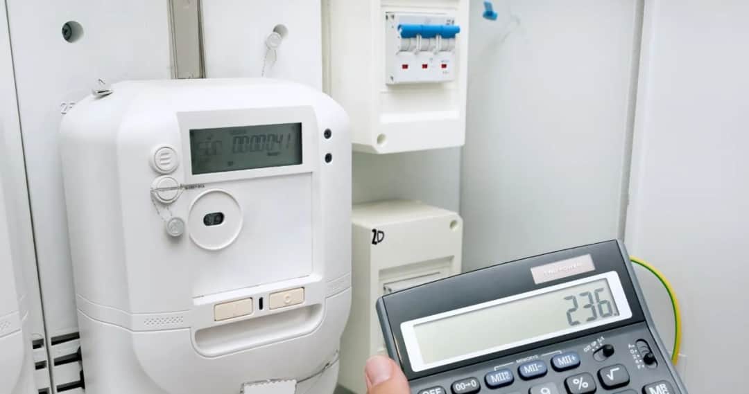 Jak 1 kJ przelicza się na kWh? Prosty sposób na konwersję energii